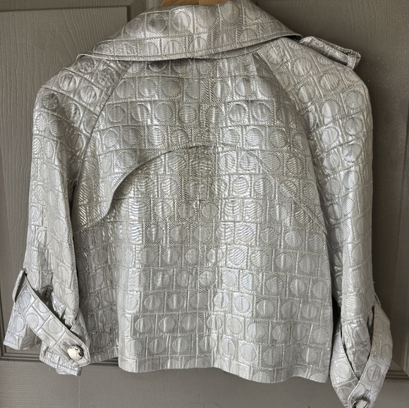 Cache Silver Jacket Women Sz M Shimmery Huge 3buttons Belted Sleveless Y2k Crop - Picture 13 of 16